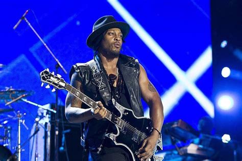 10 Best Dangelo Songs of All Time - Singersroom.com