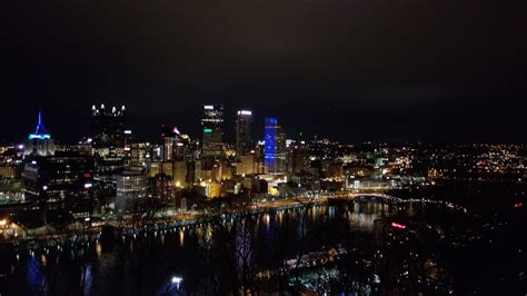 Pittsburgh at night from atop Mount Washington overlook : r/pittsburgh