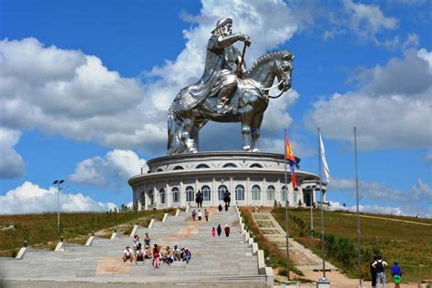 Top 10 Places to Visit in Mongolia | Mongolia Travel Guide