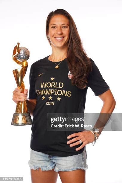 196 Carli Lloyd Sports Illustrated Photos & High Res Pictures - Getty Images