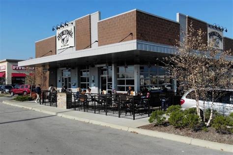 Dog Friendly Restaurants in Middletown, KY - BringFido