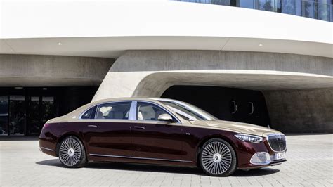 2022 Mercedes-Maybach S 680 Adds V12, All-Wheel Drive - Kelley Blue Book