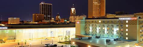 Top Hotels in Fort Wayne | Marriott Fort Wayne Hotels