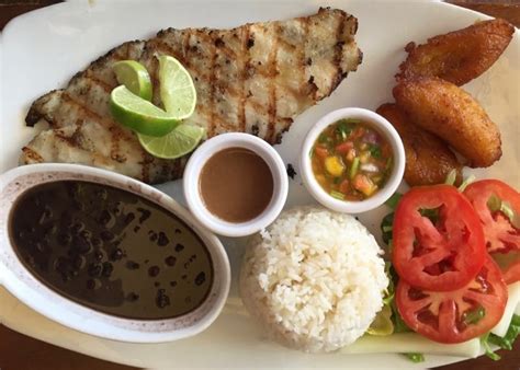 Traditional Food in Aruba: 19 Must-Try Dishes - A Taste for Travel