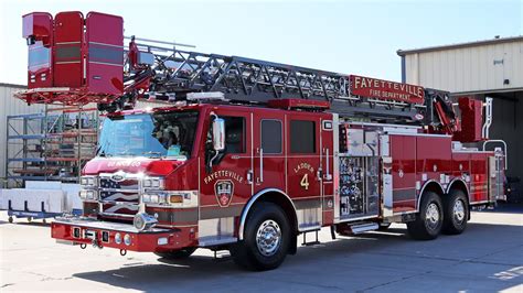 Fayetteville AR Fire Department Ascendant Platform Ladder Truck Showcase | Firehouse