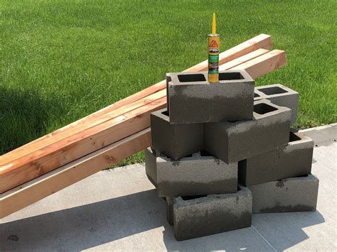 DIY Concrete Block Bench | SIKA | Diy outdoor seating, Garden bench diy ...