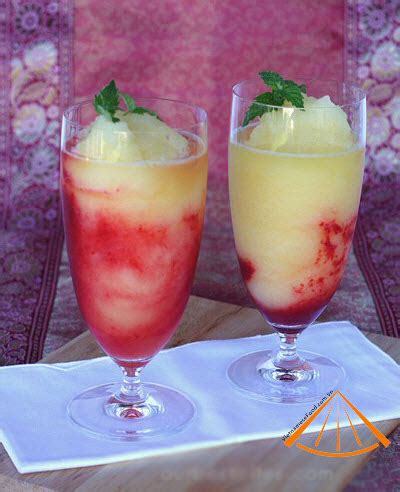 11 Vietnamese Fresh Fruit Smoothie Desserts Street Food - EZ Vietnamese Cuisine