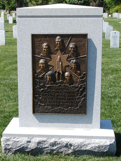 Arlington National Cemetery Photos : Challenger Memorial | Arlington national cemetery, Cemetery ...
