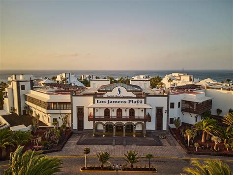 Hotel in Puerto Del Carmen, Lanzarote | Seaside Los Jameos