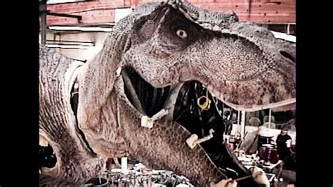 JURASSIC PARK - T-Rex - Skinning an Animatronic Dinosaur Part 2 - BEHIND-THE-SCENES - YouTube