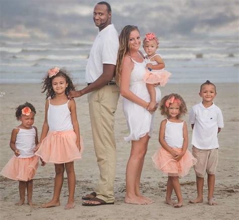 Beautiful family photography of a couple with five children ☆ large | Interracial family, Family ...