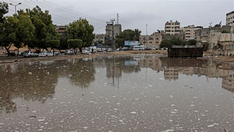 Storm Daniel hits Gaza Strip, some homes flooded