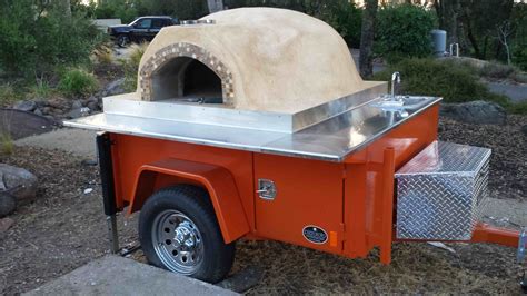 Mobile oven by Il Pizzaoilo | Mobile catering Ovens