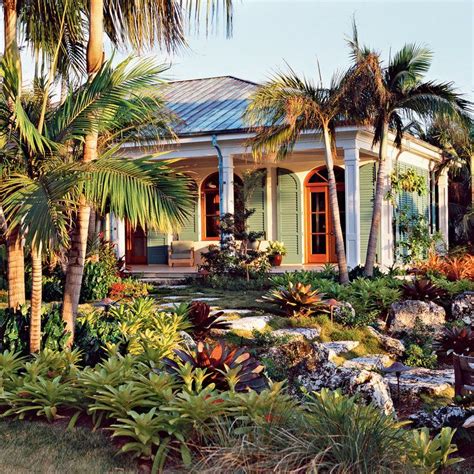 10 Ways to Create a Backyard Oasis | Tropical backyard, Backyard oasis ...