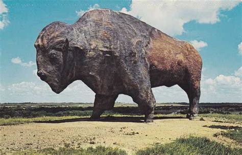 Jamestown, ND giant buffalo statue | Roadside attractions, Travel memories, Statue