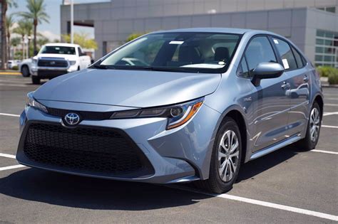 New 2021 Toyota Corolla Hybrid LE FWD 4dr Car