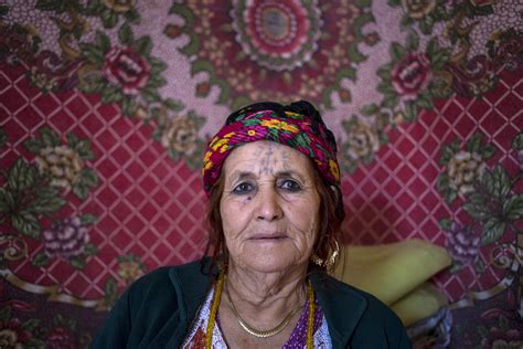 Partridge eyes and stars: Traditional tattoos of Amazigh, Bedouin and ...