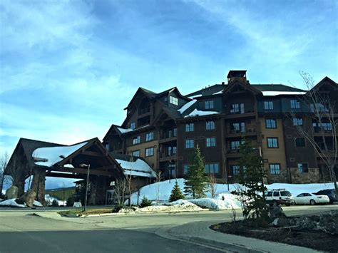 Breckenridge: The Grand Lodge on Peak 7 Review — Trusted Travel Girl