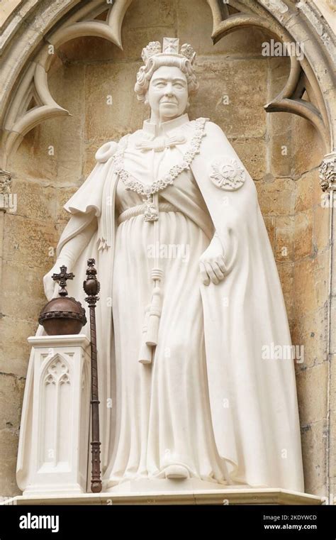 The unveiling of a statue of Queen Elizabeth II at York Minster. Picture date: Wednesday ...