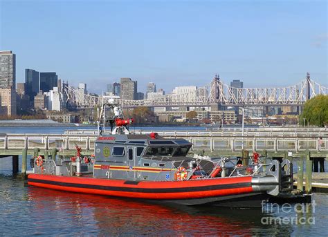 FDNY Fireboat The Bravest Photograph by Steven Spak - Fine Art America