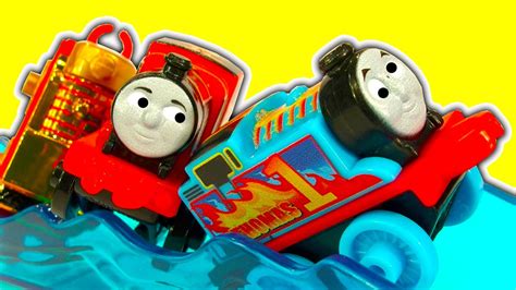 Thomas MINIS Motorized Raceway Flaming Thomas The Tank Toy Train Fun ...