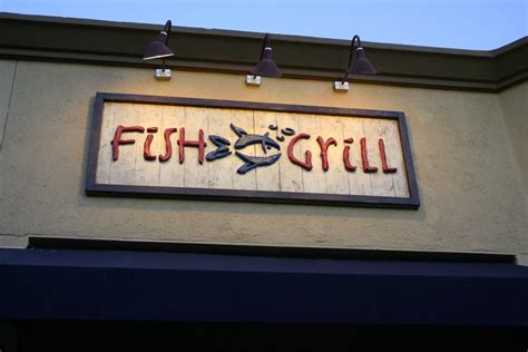 Awkward Eats: Fish Grill [[Los Angeles]]