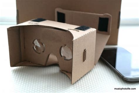 Google Cardboard: VR Toolkit Headset