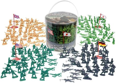 Army Men Action Figures -Soldiers of WWII- Big Bucket of Army Soldiers - Over 200 Piece Set ...