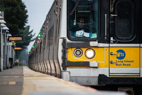 Governor Hochul Announces MTA Metro-North Railroad Breaks Pandemic-Era ...