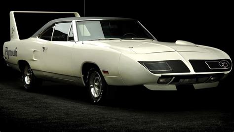 1970 Plymouth Road Runner Superbird | Auto Express