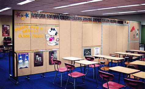 Classroom Portable Room Dividers | Screenflex