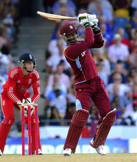 Marlon Samuels targets the leg side | ESPNcricinfo.com