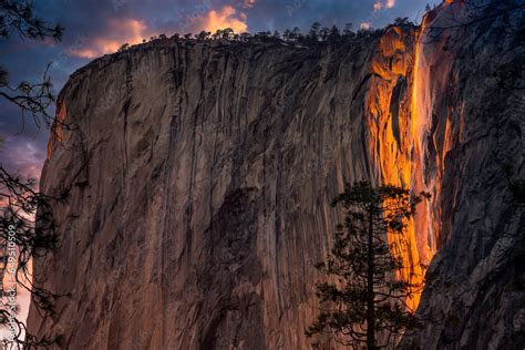 The Yosemite Firefall - A February Phenomenon - Girl Camper