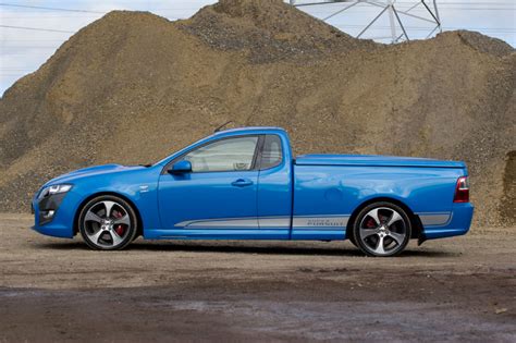 What are the pros and cons of owning and driving a ute?