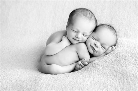 Twin Babies Wallpapers - Top Free Twin Babies Backgrounds - WallpaperAccess