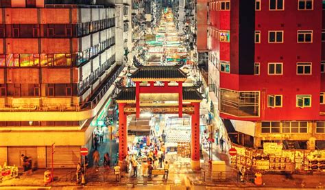 Temple Street Night Market | Hong Kong Cheapo