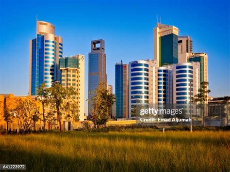 Kuwait City Skyline Photos and Premium High Res Pictures - Getty Images