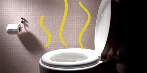 7 Causes Of Smelly Urine | SELF