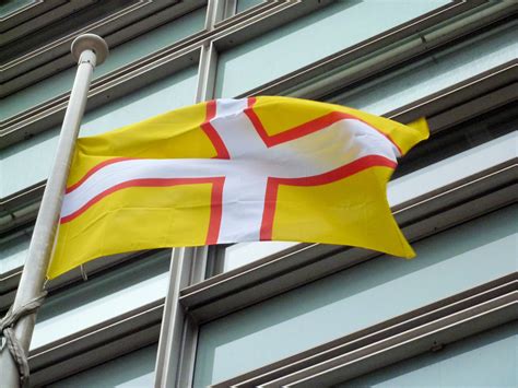 Dorset flag flying outside Eland House | Dorset flag flying … | Flickr