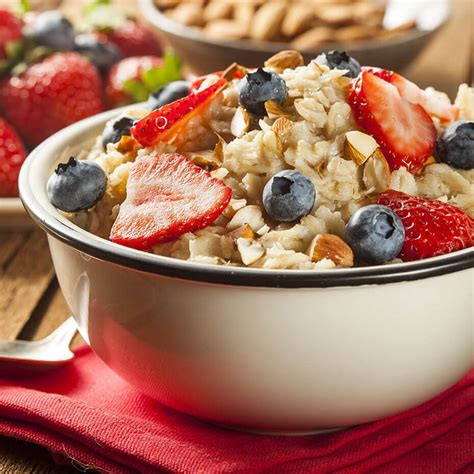 Oatmeal with Fruit – Fresh N Fit Meals