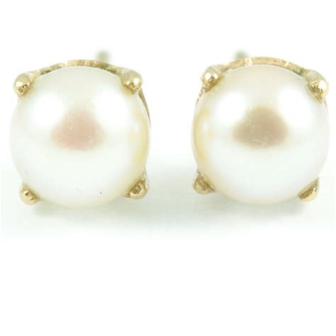 Retro Pearl Stud Earrings - Carus Jewellery