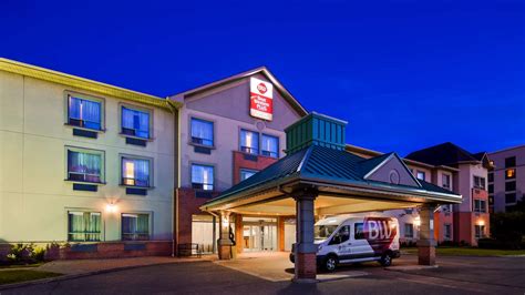 Best Western Plus Travel Hotel Toronto Airport, ON - See Discounts