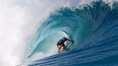 Surfing surf ocean sea waves extreme surfer (78) wallpaper | 2048x1152 | 332423 | WallpaperUP