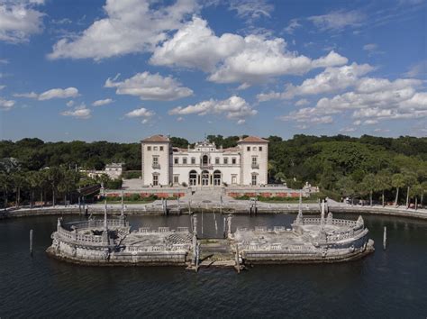 Vizacaya Museum & Gardens: Tips for Visiting Vizcaya in Miami