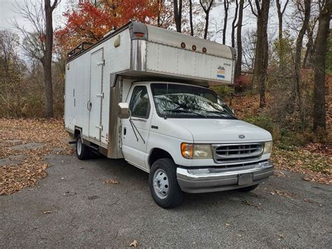 This Box Truck Camper Is So Stealthy You Could Sleep In A Construction ...