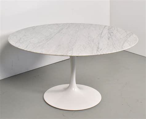 Marble tulip dining table by Eero Saarinen for Knoll International, 1980s | #166104