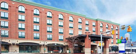 Holiday Inn Express Hotel & Suites Pittsburgh South, Pittsburgh - HotelTonight