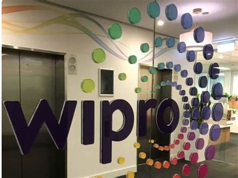 Wipro Share Price Tumbles Almost 7%. Here’s Why | AskTraders.com