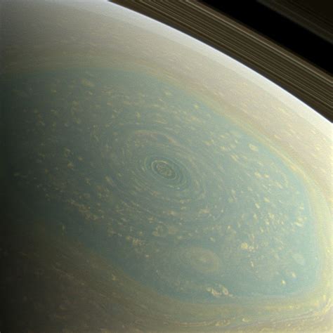 ESA - Saturn’s north-pole hurricane