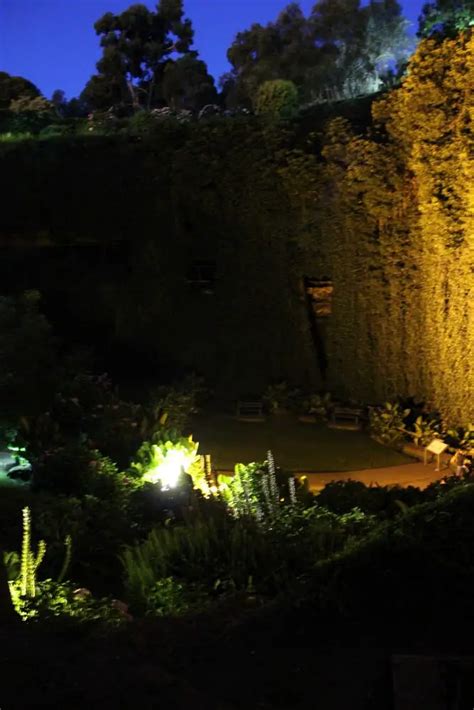 Umpherston Sinkhole - Cave Garden, Address & History, Mount Gambier